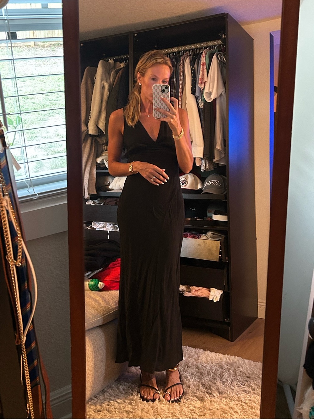 Madewell Classic Black V-Neck Maxi Dress - Elegant Everyday Style